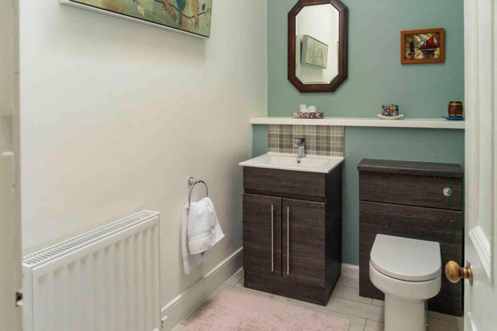 Spacious City Centre Apartment Full Of Character Inverness Extérieur photo