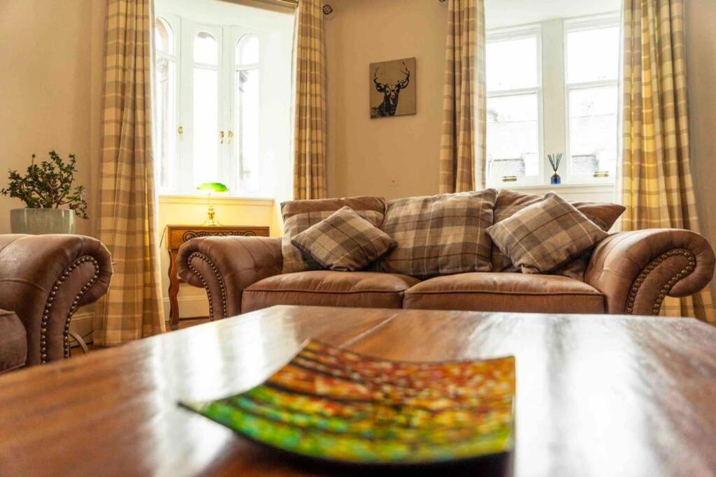 Spacious City Centre Apartment Full Of Character Inverness Extérieur photo